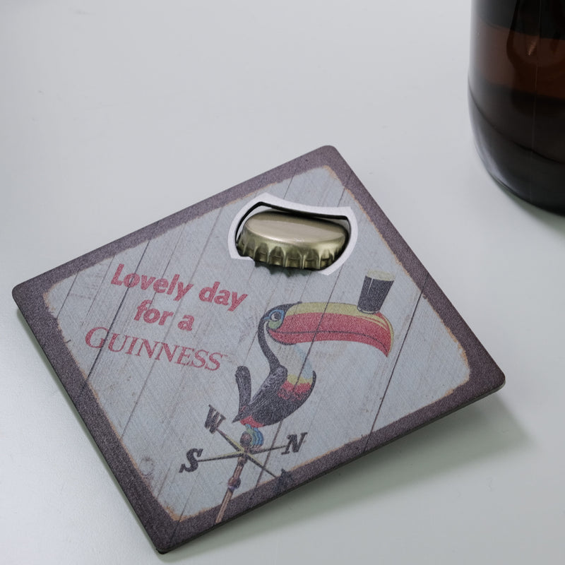 Laden Sie das Bild in Galerie -Viewer, Guinness Magnetischer Flaschenöffner &quot;Lovely day&quot; Artikelbild 1
