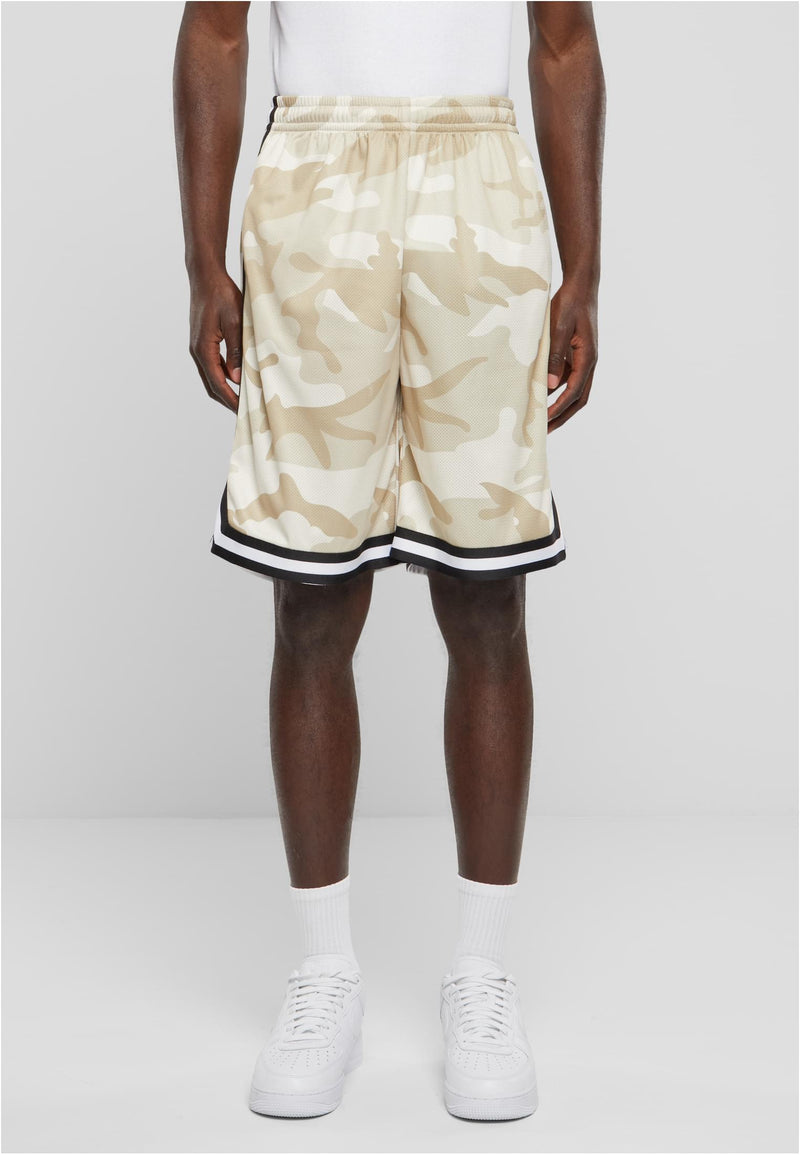 Laden Sie das Bild in Galerie -Viewer, Camo Shorts von Urban Classics
