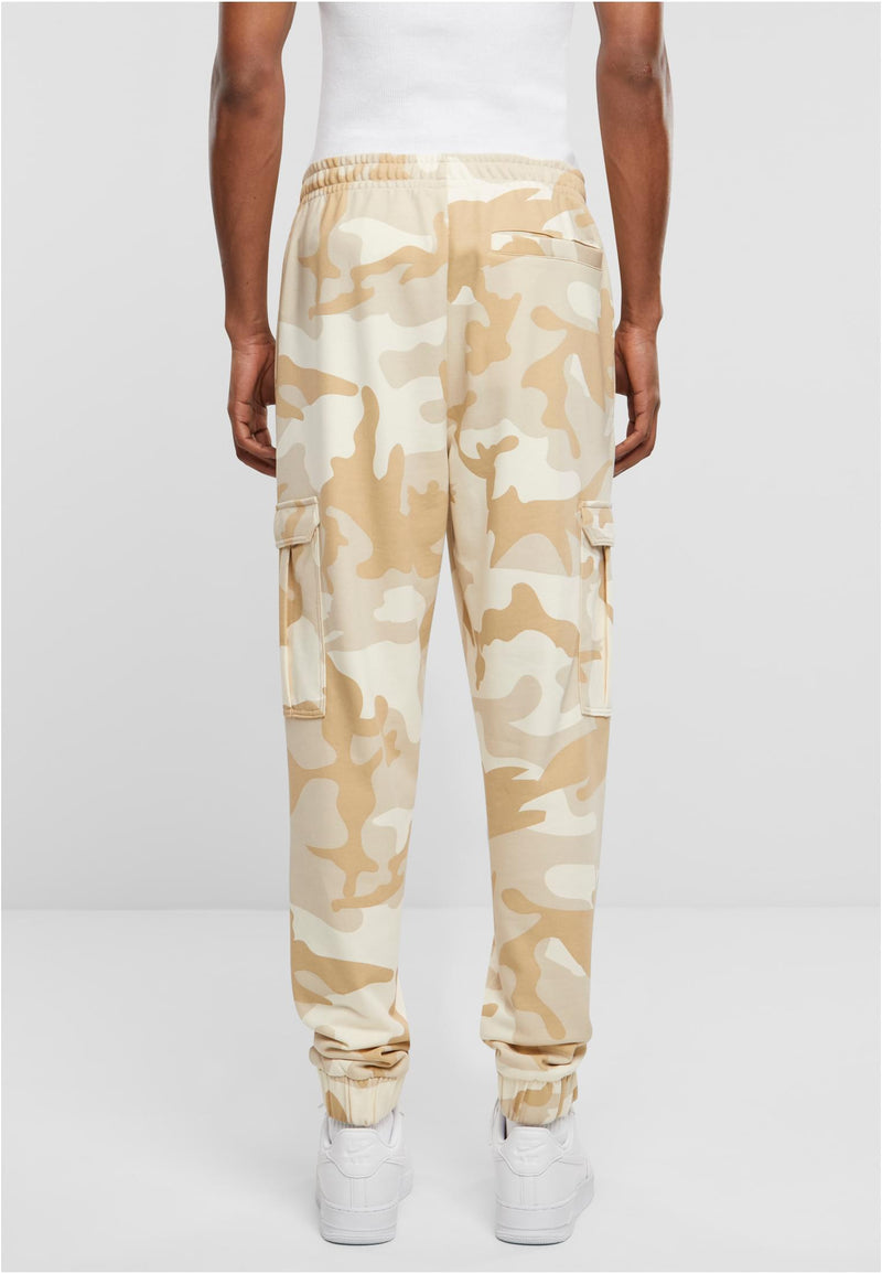 Laden Sie das Bild in Galerie -Viewer, Camo Jogginghose von Urban Classics
