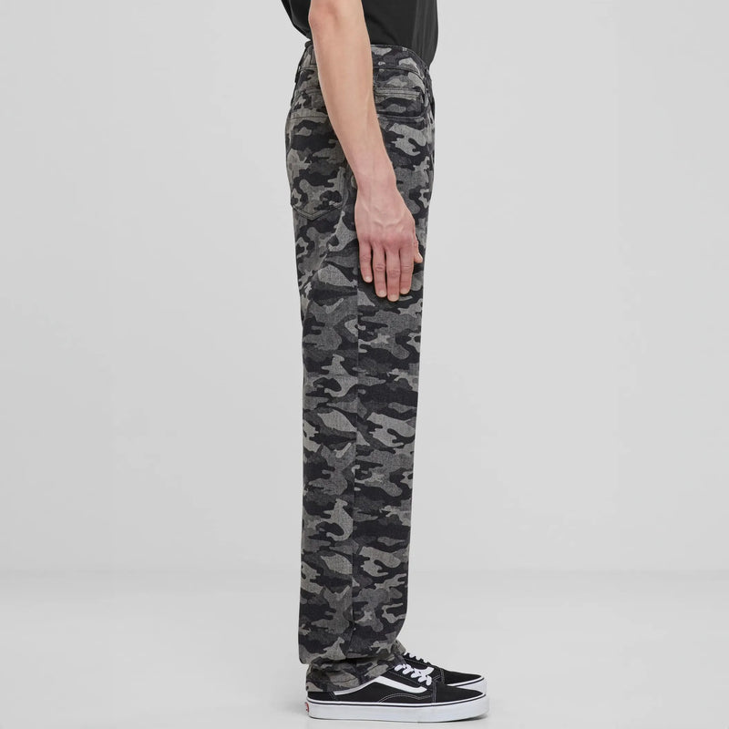 Laden Sie das Bild in Galerie -Viewer, Camo Jeans von Urban Classics
